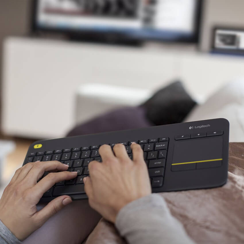 Teclado Inalámbrico Con Touchpad K400 Plus Logitech - Image 2